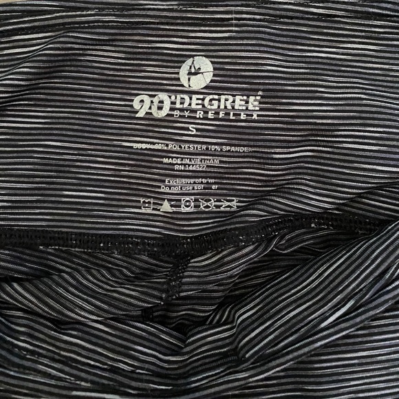 90 Degree Leggings - Picture 4 of 4